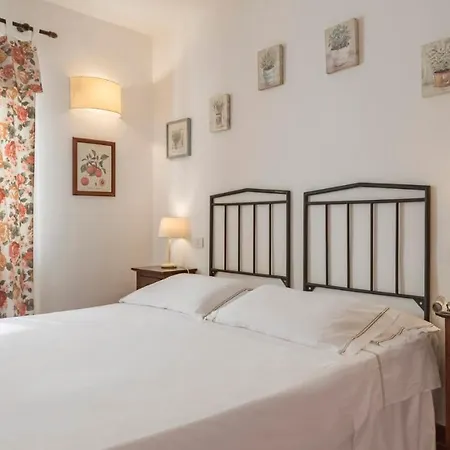 Antico Casale Di 4*