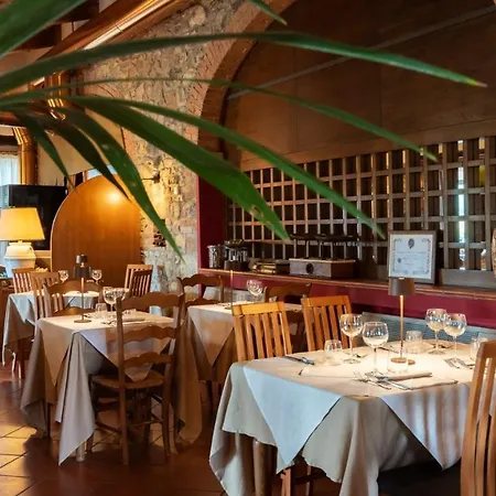 מלון Antico Casale Di 4*