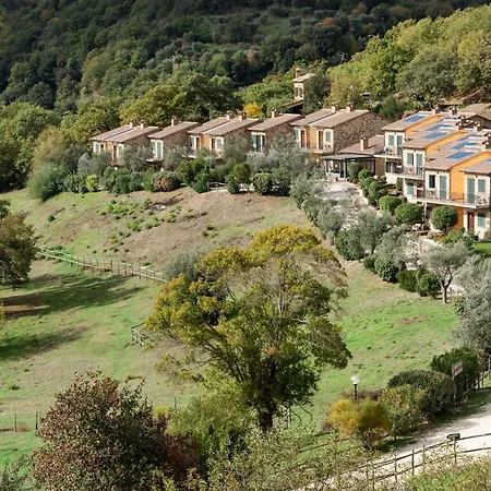 Antico Casale Di 4* Scansano