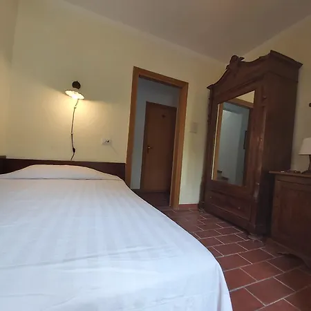 מלון Antico Casale Di סקאנסאנו